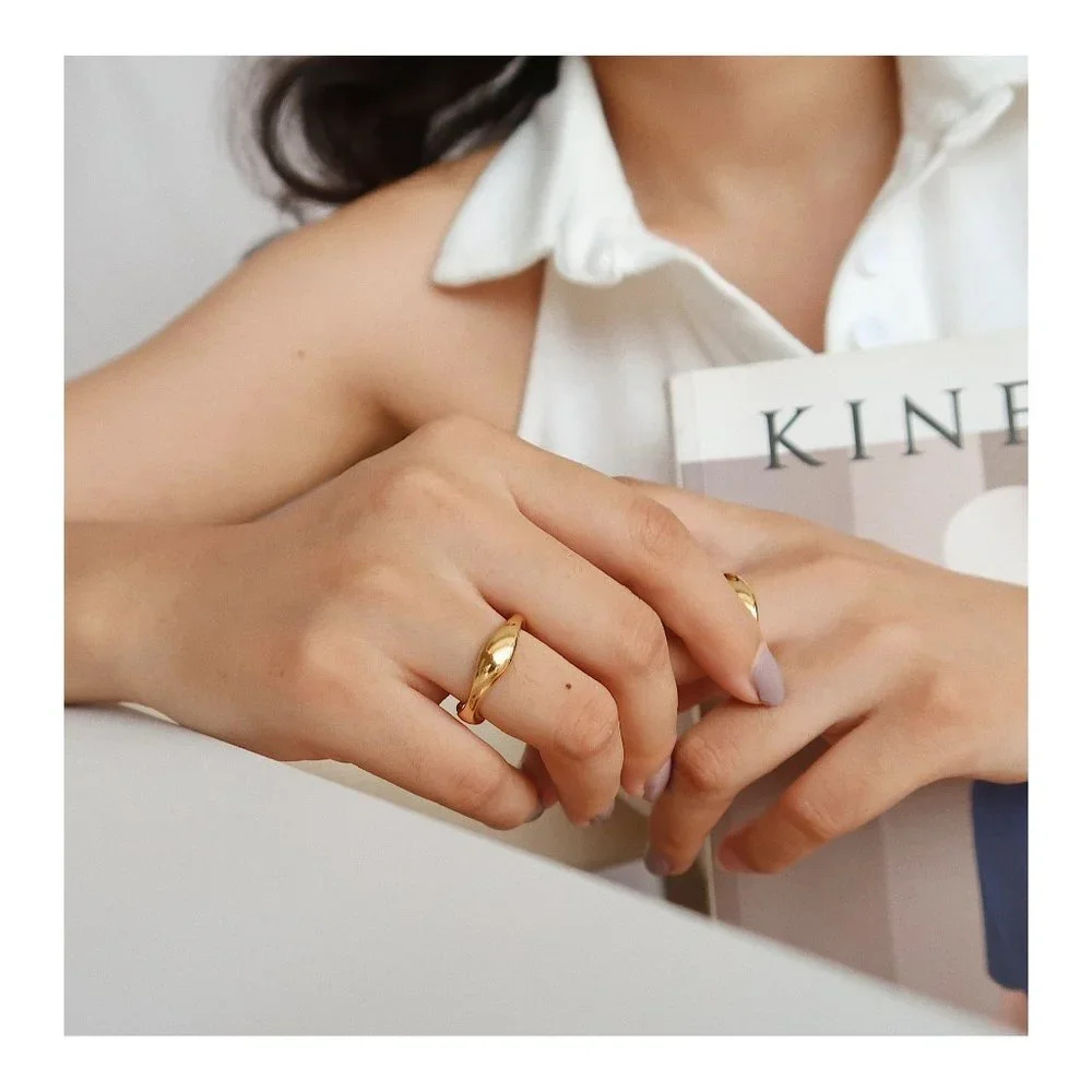 NEW 18K Gold Plated Wave Curve Ring